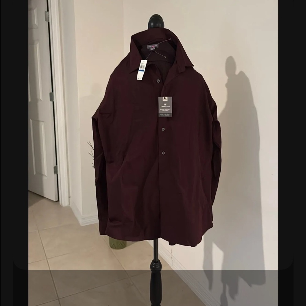 NWT $54 men's button down shirt XL neck 17-17 1/2. 599